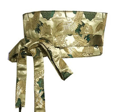 Cinturón obi dorado