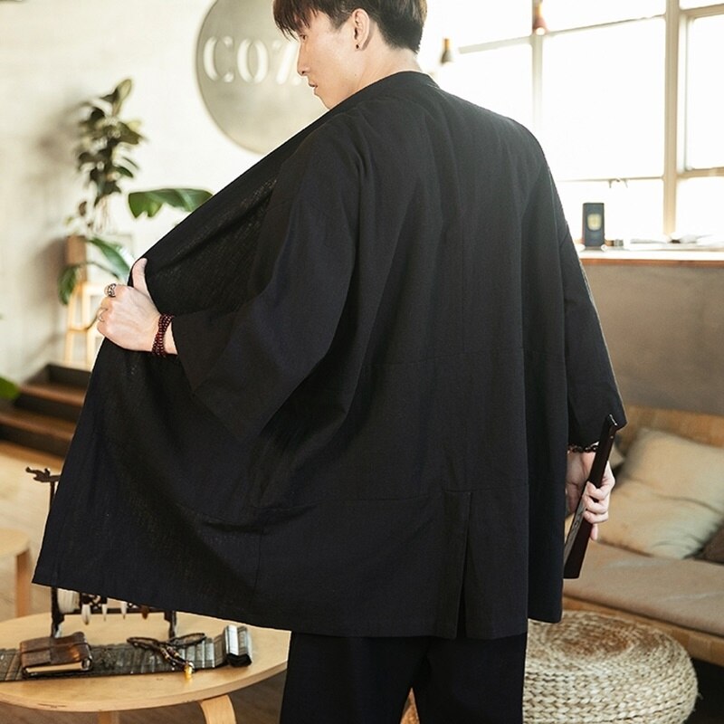 kimono negro hombre