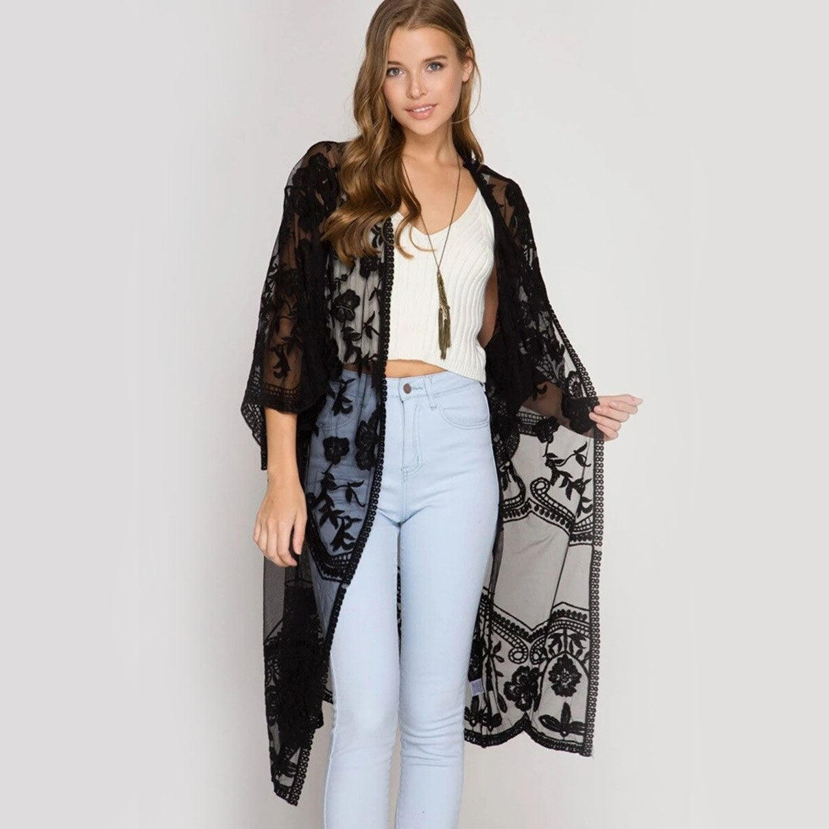 kimono negro transparente